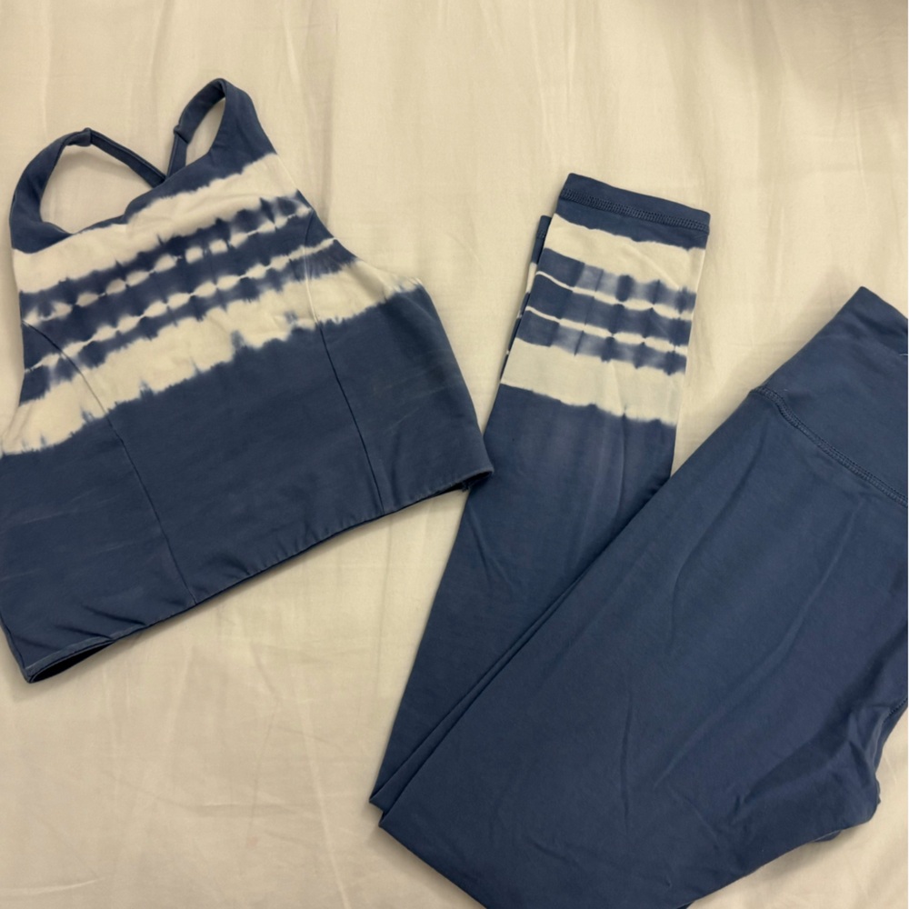 Blue matching Aerie set - tank and leggings